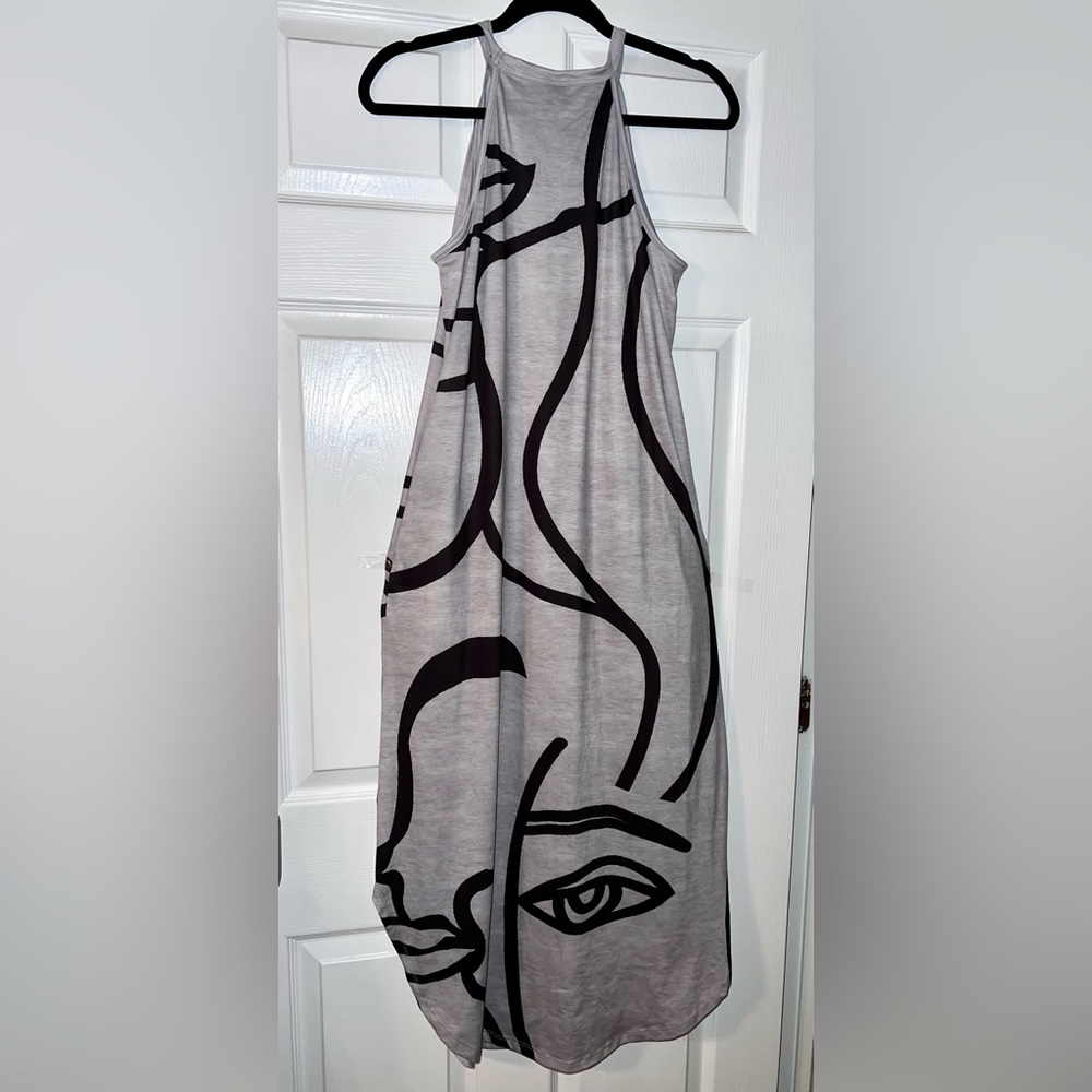 Abstract Face Print Gray Maxi Dress - Picture 4 of 4